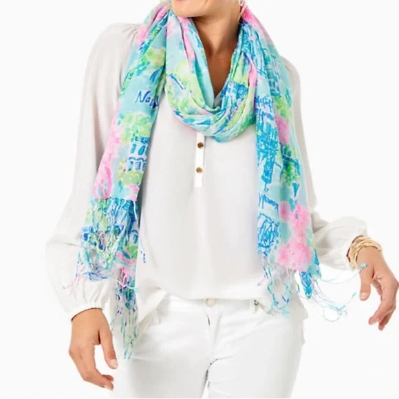 Lilly Pulitzer Lilly loves DC Murfee scarf - Picture 5 of 11